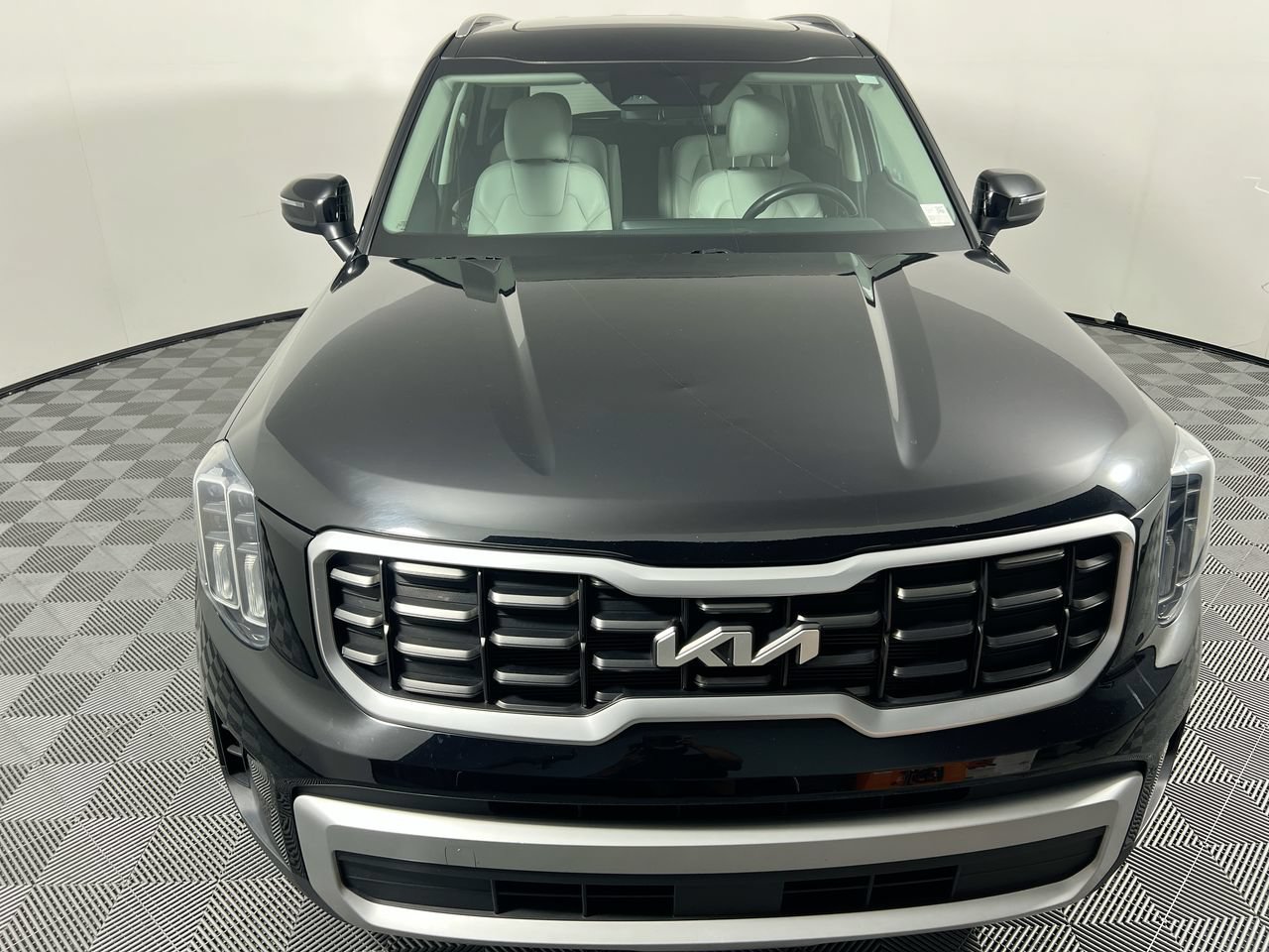 Used 2024 Kia Telluride S w/ S Sunroof Package FWD image 8