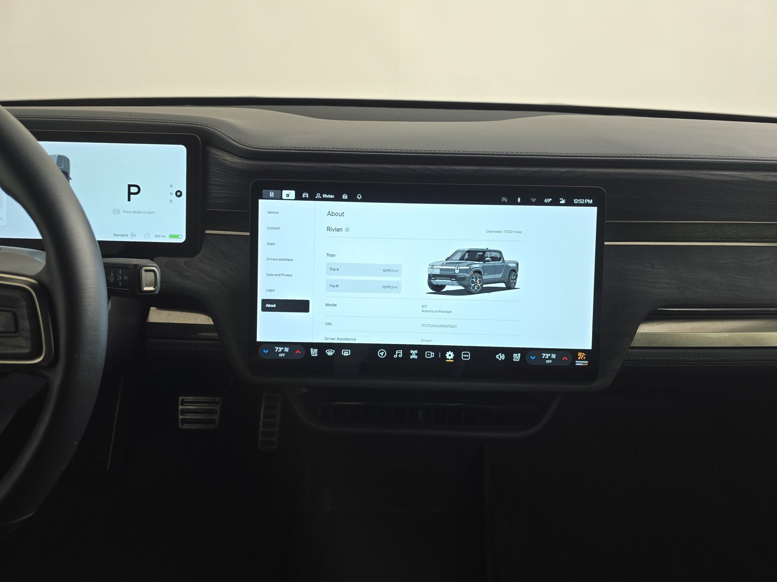 Used 2022 Rivian R1T Adventure AWD/4WD image 29