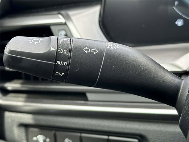 Used 2025 Kia Telluride S image 18