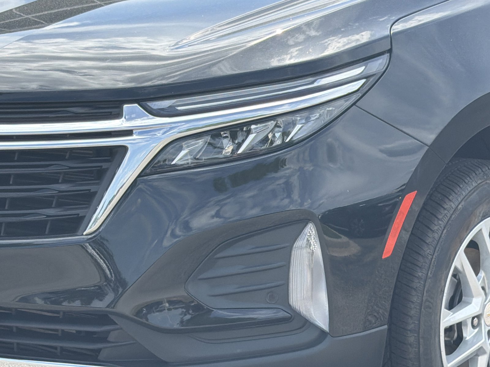 Used 2022 Chevrolet Equinox LT AWD/4WD image 8