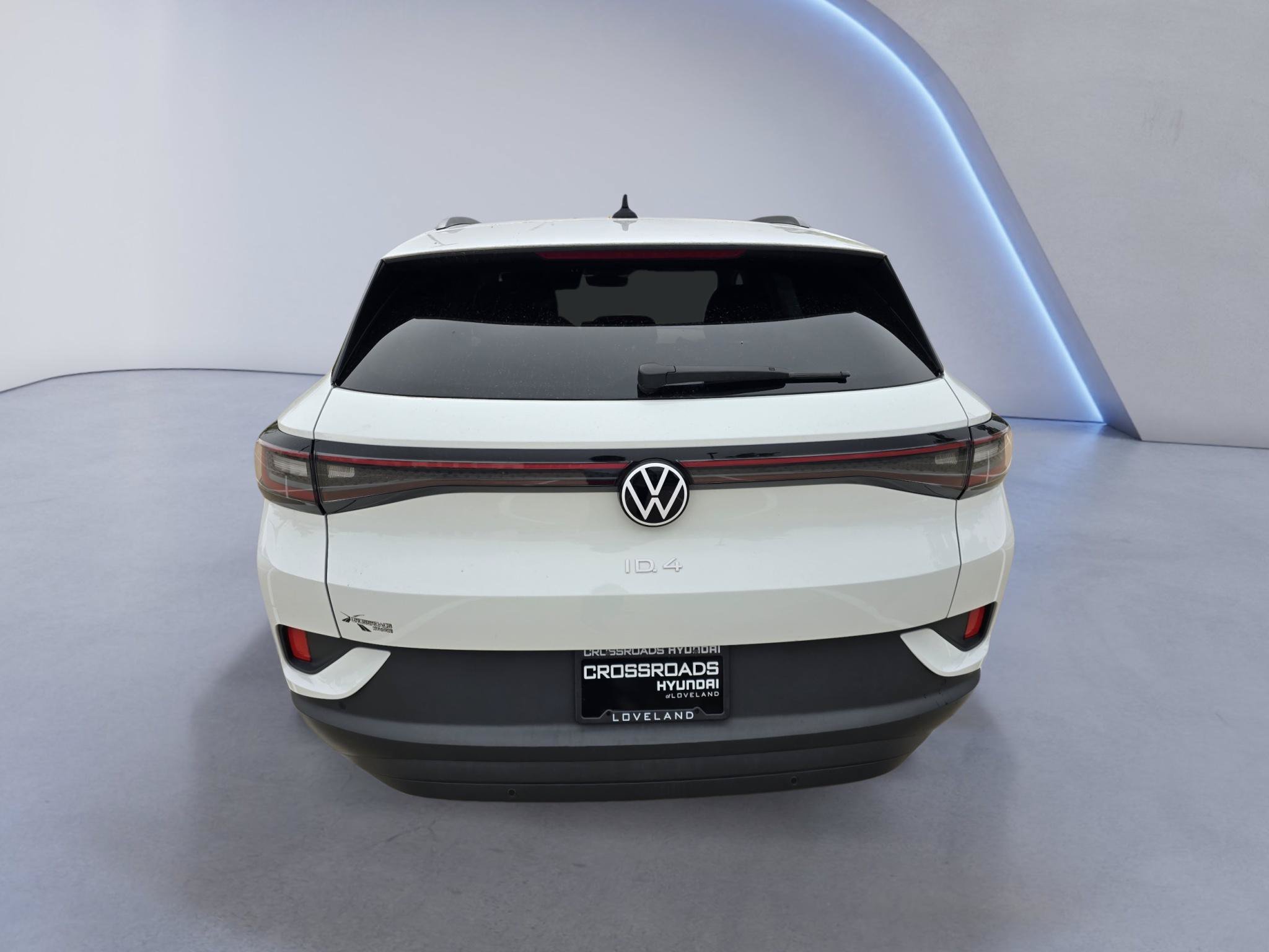 Used 2024 Volkswagen ID.4 2WD image 5