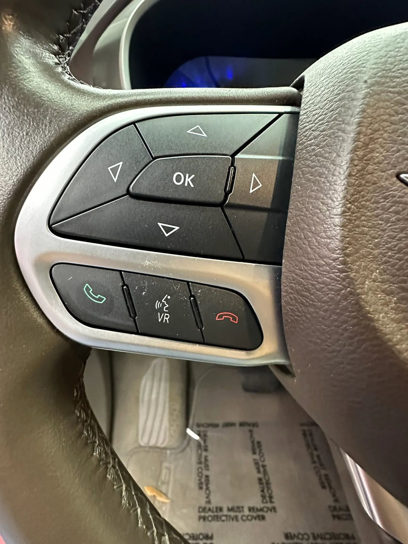 Used 2017 Chrysler Pacifica Touring-L FWD image 17