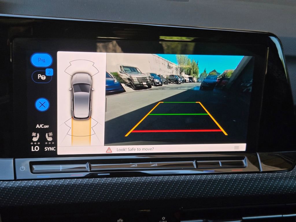 Used 2024 Volkswagen Golf R image 19