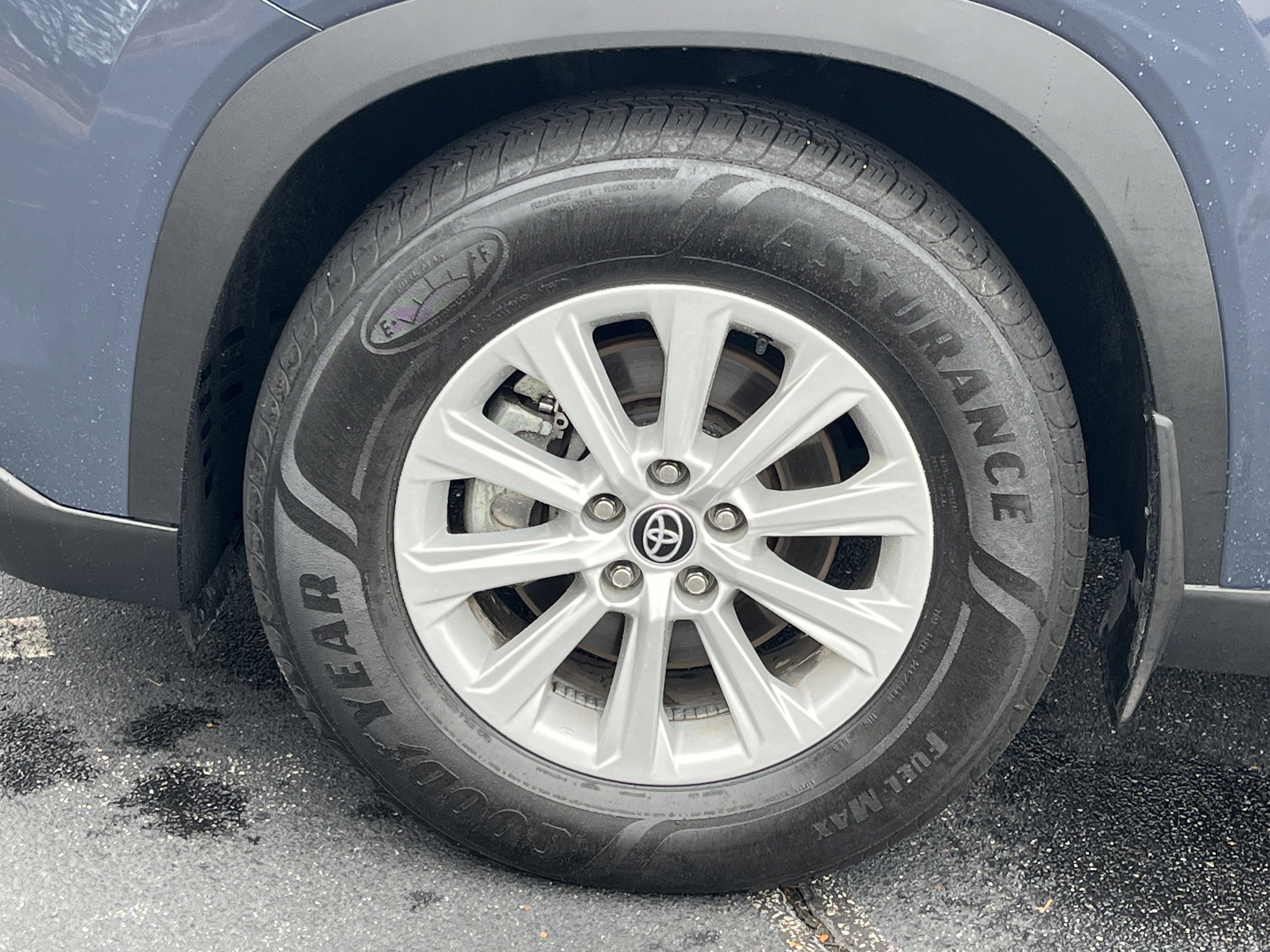 Used 2024 Toyota Grand Highlander XLE image 39