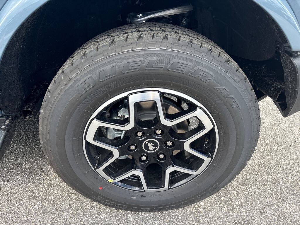 New 2025 Ford Bronco Outer Banks image 12