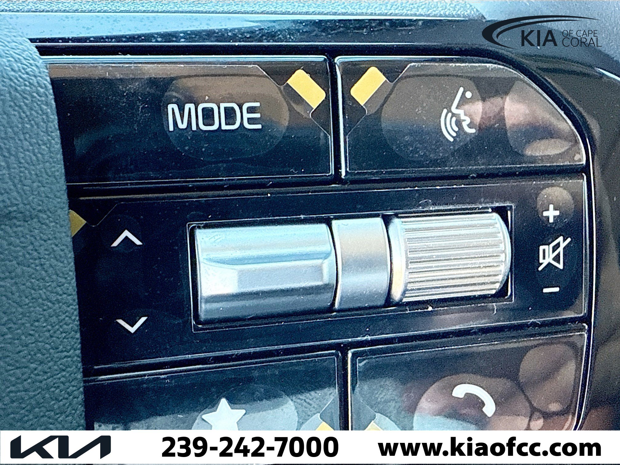 New 2026 Kia Sorento S w/ S Panoramic Sunroof Package image 39