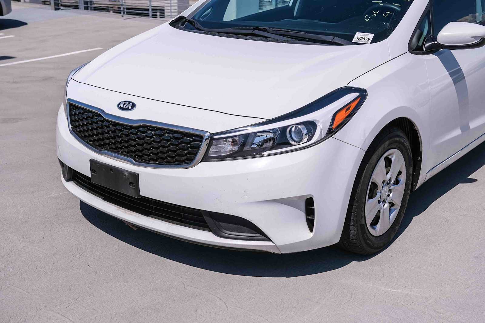 Used 2017 Kia Forte LX FWD image 11