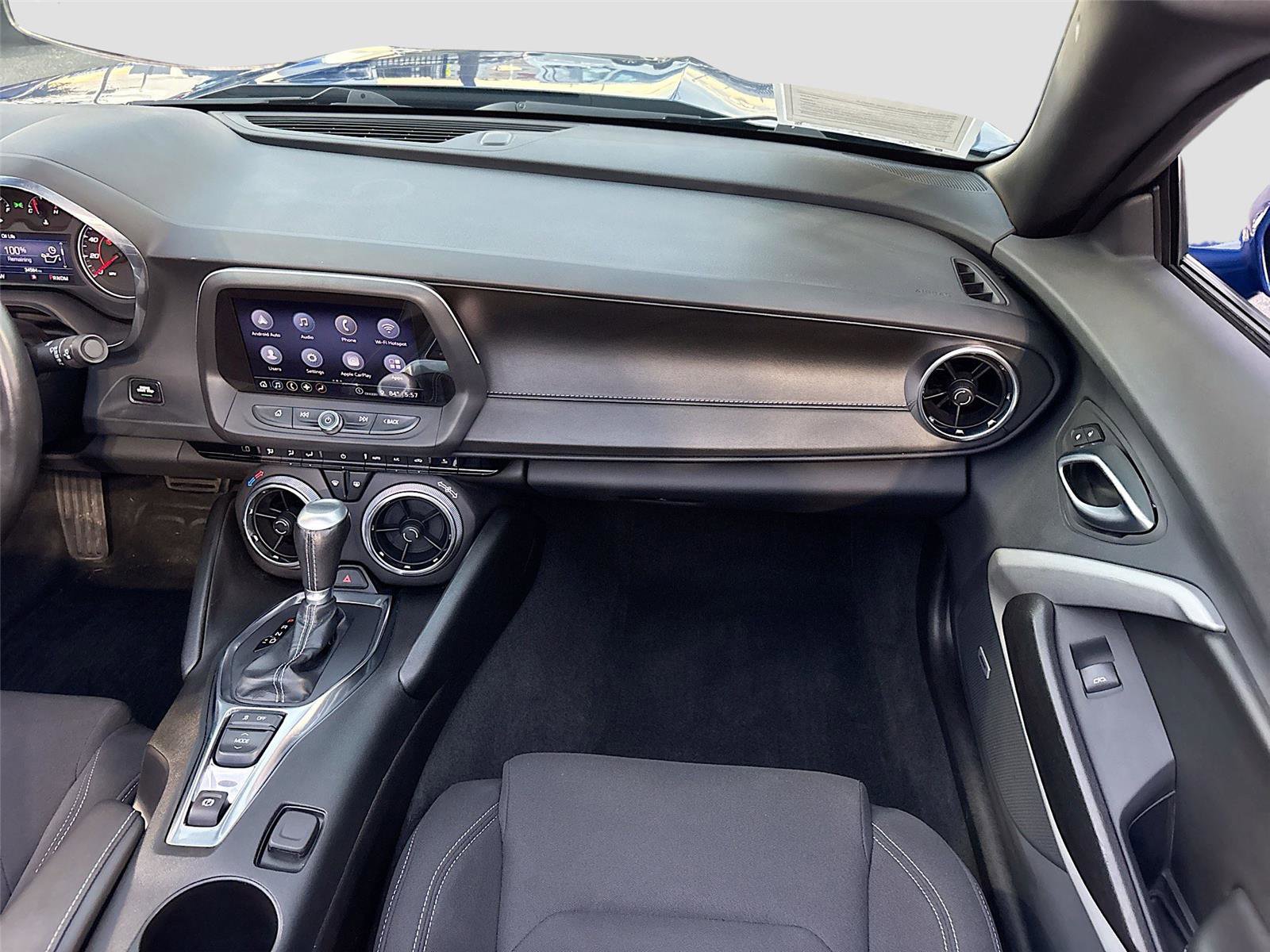 Used 2022 Chevrolet Camaro LT w/ Technology Package image 26