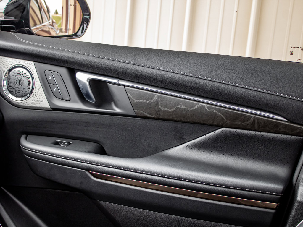 Used 2025 Buick Enclave Avenir w/ Trailering Package, 5000 lbs. image 27