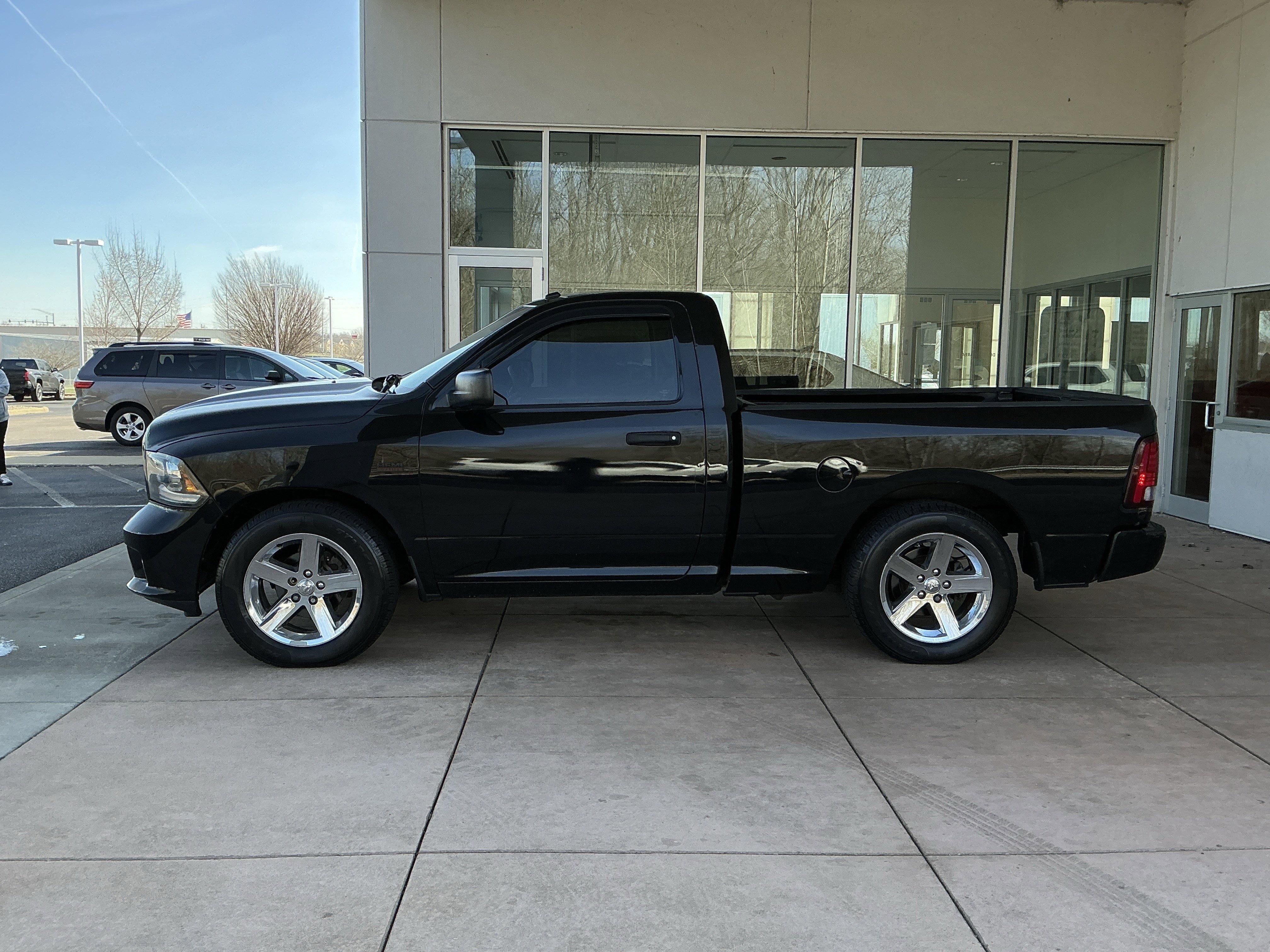 Used 2015 RAM 1500 Tradesman w/ Power & Remote Entry Group image 19