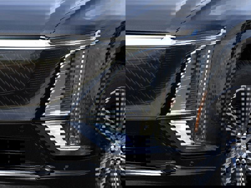 New 2026 Cadillac Lyriq Luxury image 10