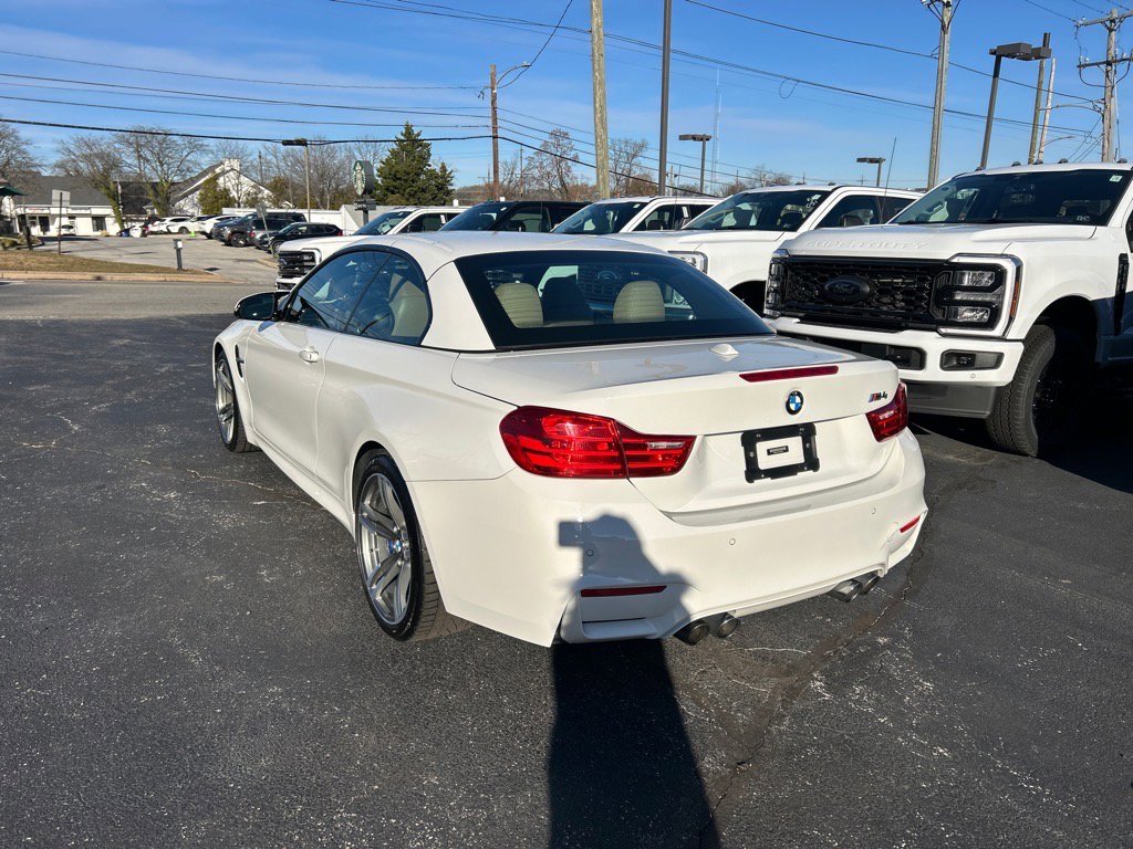 Used 2016 BMW M4 Convertible image 11