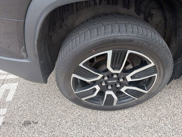 Used 2021 GMC Acadia SLE w/ Elevation Edition FWD image 16