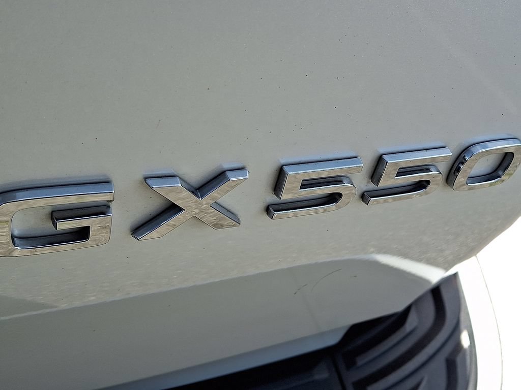 Used 2024 Lexus GX 550 w/ Accessory Package (Z1) AWD/4WD image 30