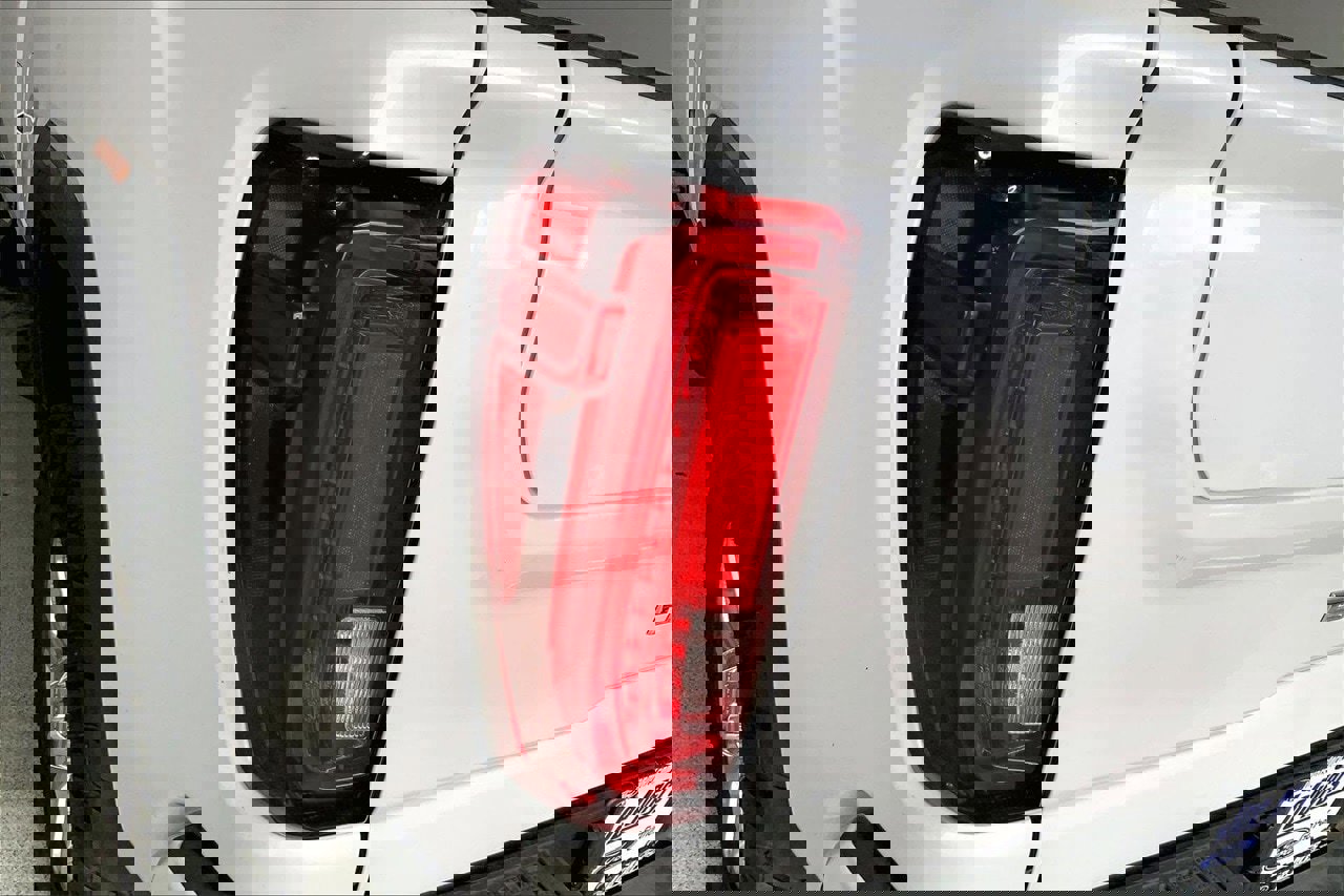 Used 2020 GMC Sierra 2500 Denali w/ Denali Ultimate Package image 13