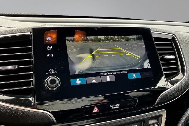 Used 2022 Honda Pilot Touring image 14