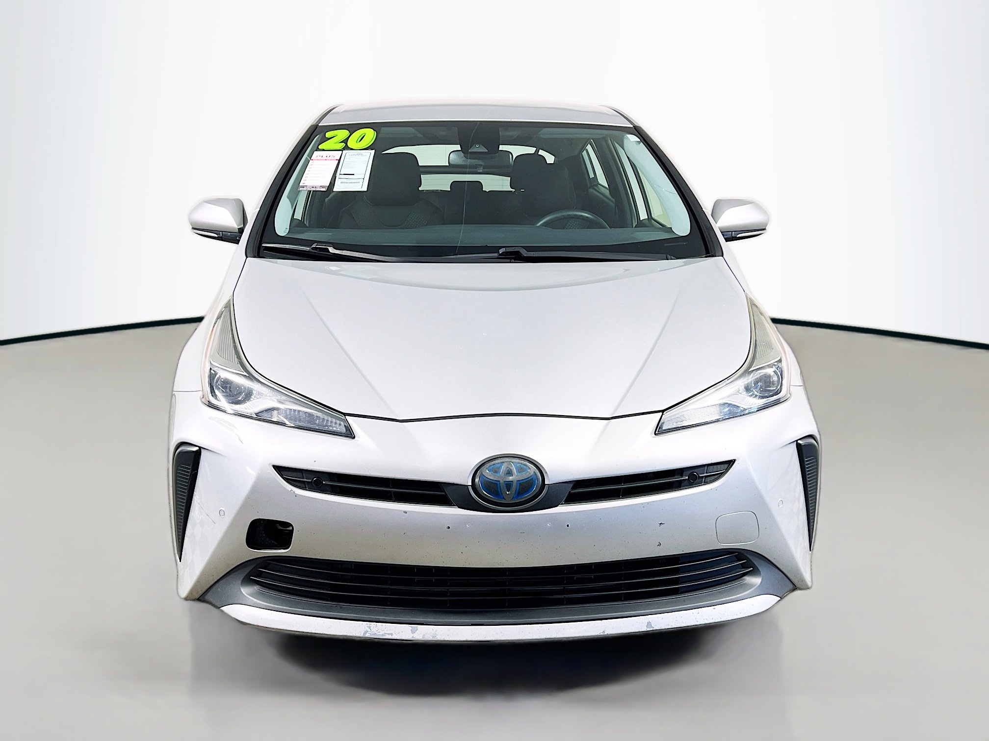 Used 2020 Toyota Prius LE image 11