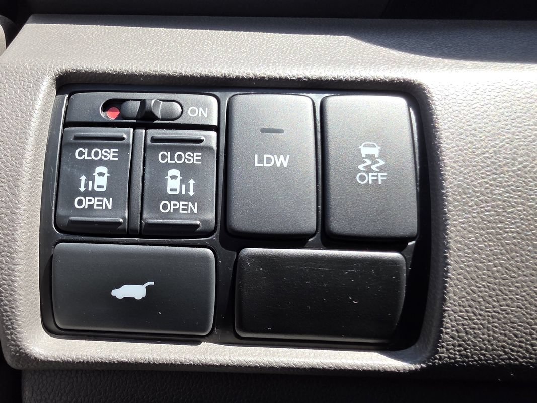 Used 2015 Honda Odyssey EX-L image 34