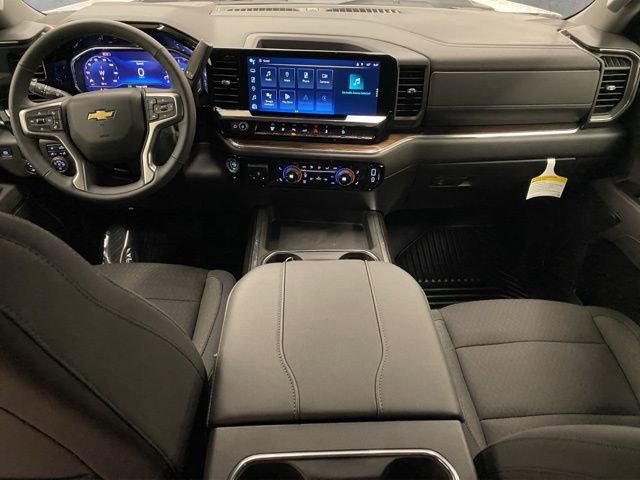 New 2025 Chevrolet Silverado 2500 LT w/ Z71 Chrome Sport Edition image 9