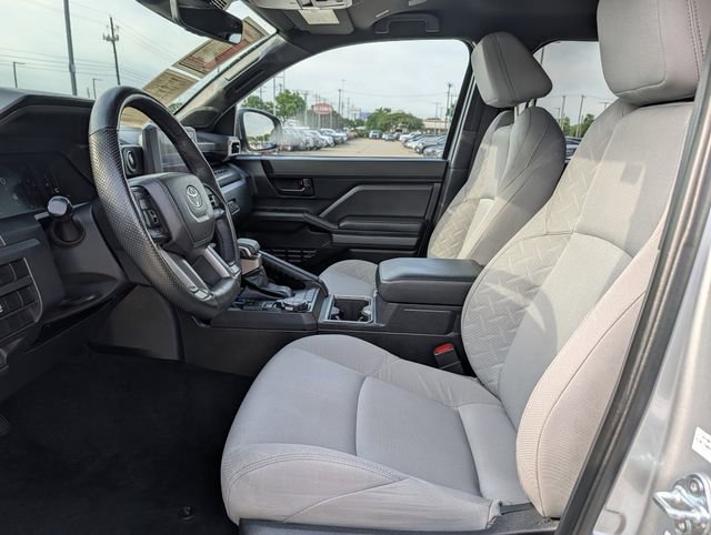Used 2024 Toyota Tacoma SR5 AWD/4WD image 26