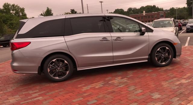 Used 2021 Honda Odyssey Elite image 9