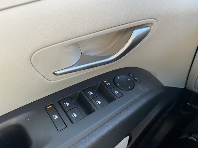 New 2025 Hyundai Tucson SE image 12