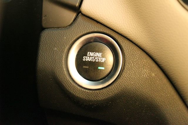 Used 2021 Chevrolet Equinox LS w/ LS Convenience Package image 24