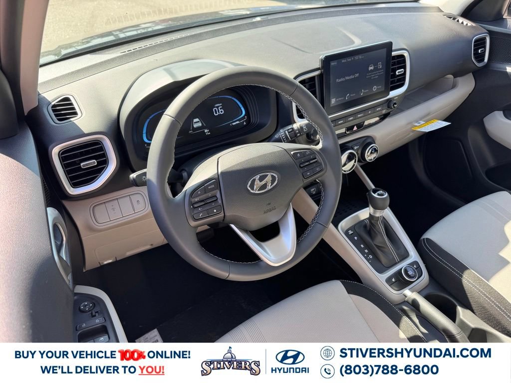 New 2026 Hyundai Venue SEL FWD image 2