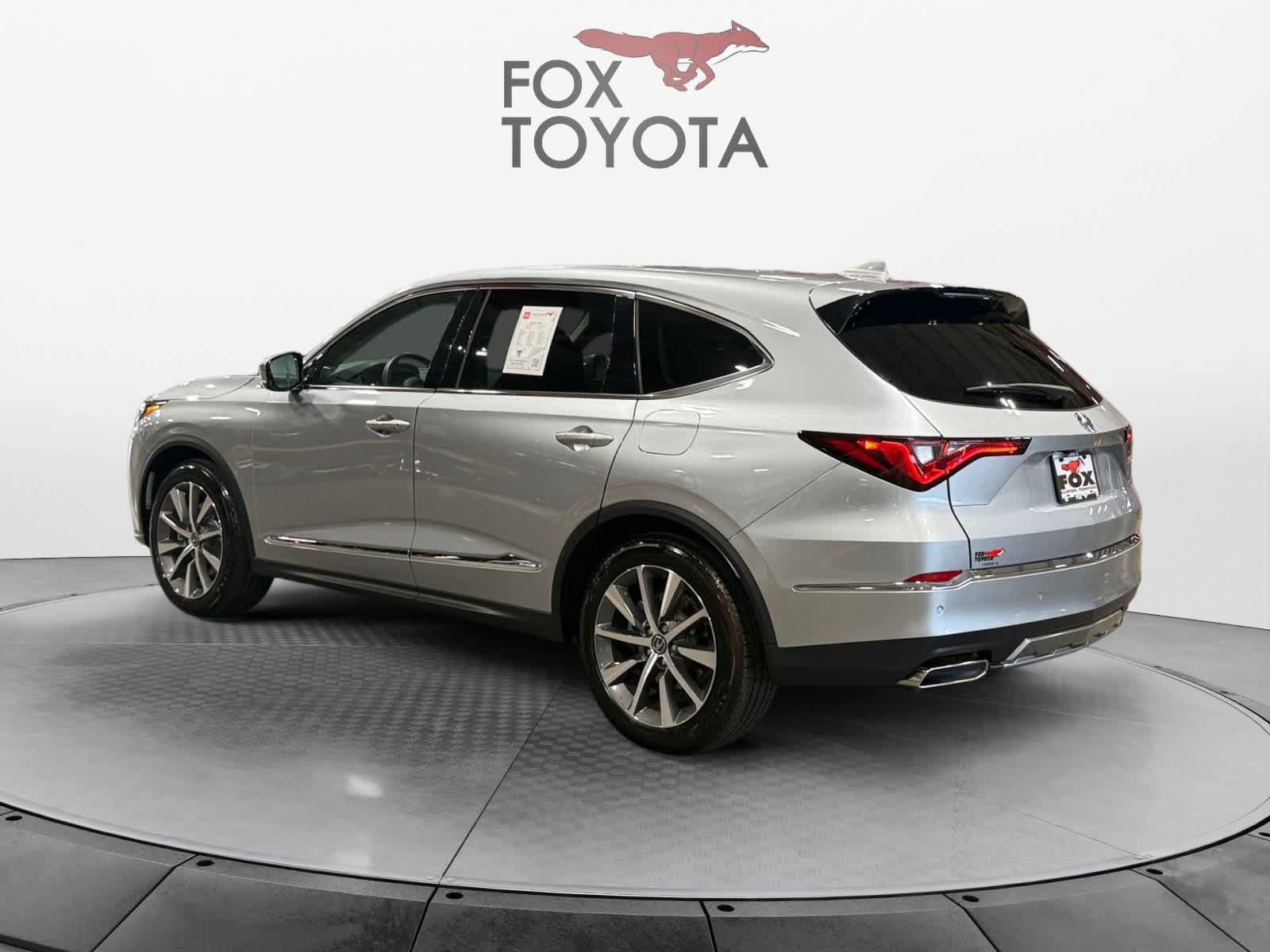 Used 2025 Acura MDX w/ Technology Package FWD image 4