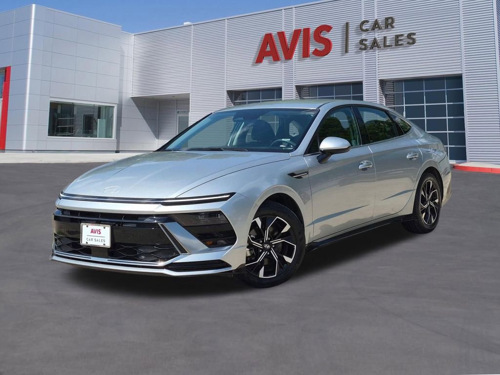 Used 2025 Hyundai Sonata SEL FWD image 1