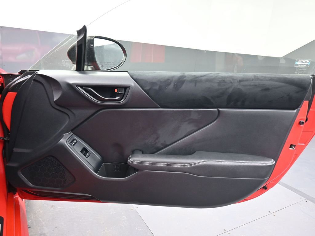 Used 2023 Toyota GR86 Premium image 30