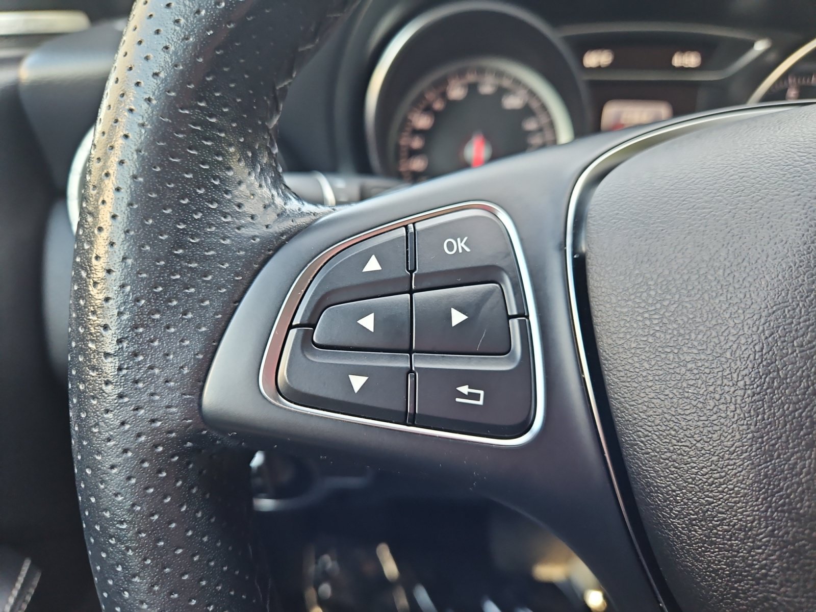 Used 2019 Mercedes-Benz CLA 250 4MATIC image 26