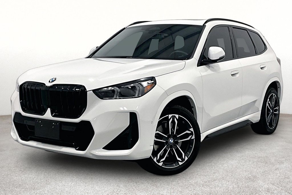 Used 2026 BMW X1 xDrive28i w/ M Sport Package AWD/4WD image 14