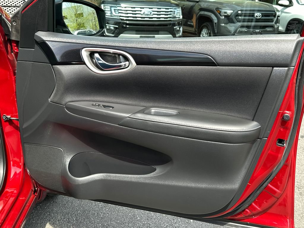 Used 2018 Nissan Sentra SV image 11