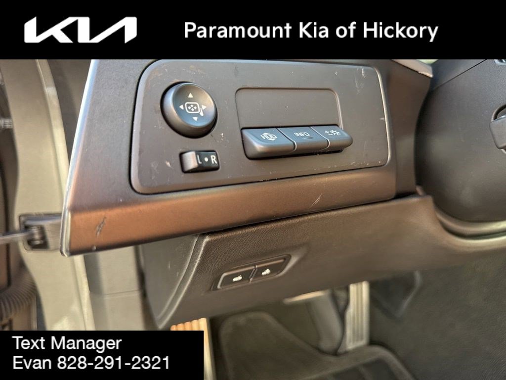 Used 2015 Chevrolet Corvette Stingray Coupe w/ 2LT Preferred Equipment Group image 16