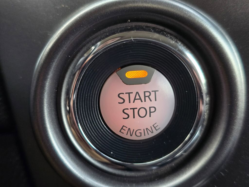 Used 2016 Nissan Titan Platinum Reserve image 34