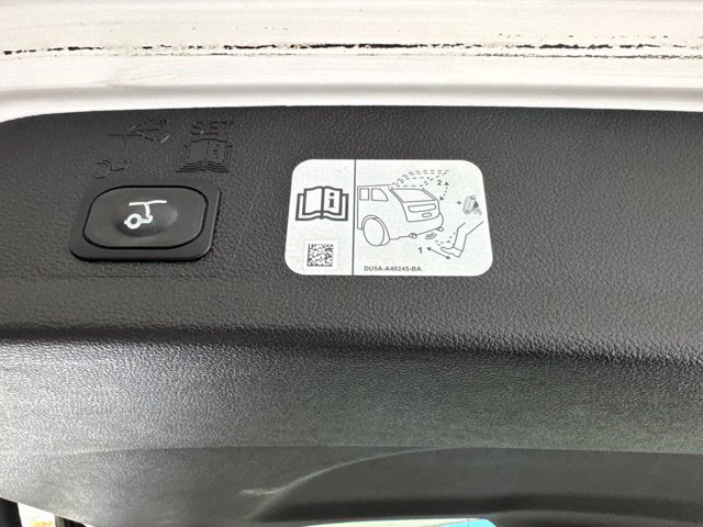 Used 2019 Ford Escape Titanium AWD/4WD image 32