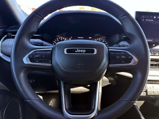 Used 2024 Jeep Compass Latitude AWD/4WD image 13
