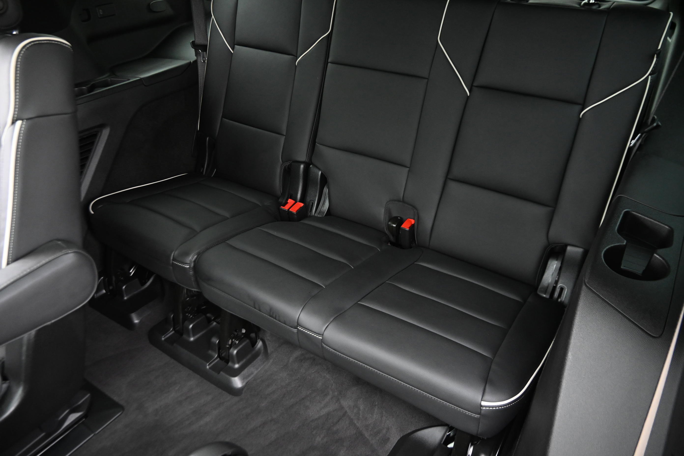 Used 2026 Cadillac Escalade Luxury image 14