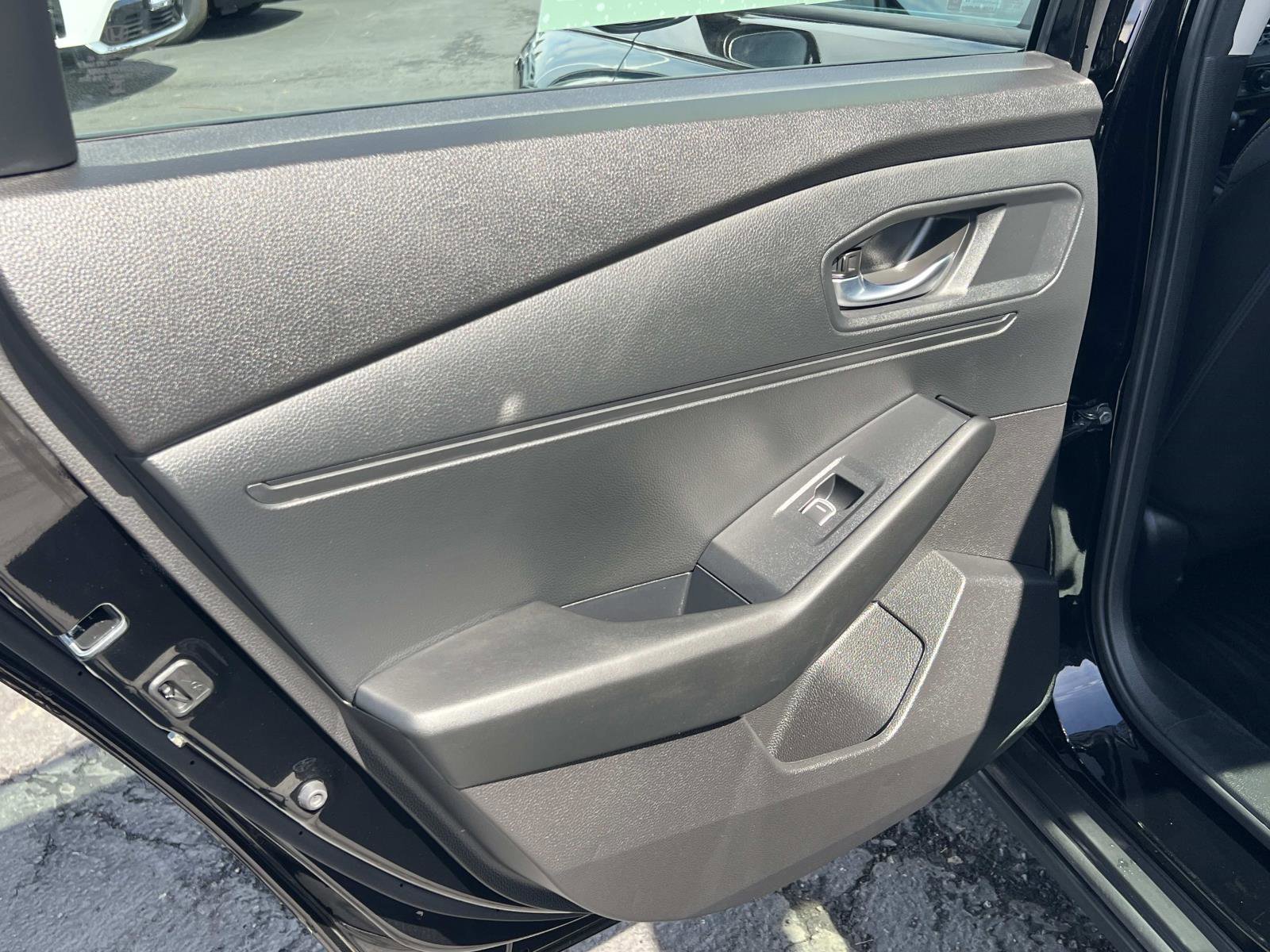 Certified 2025 Honda Accord LX image 18