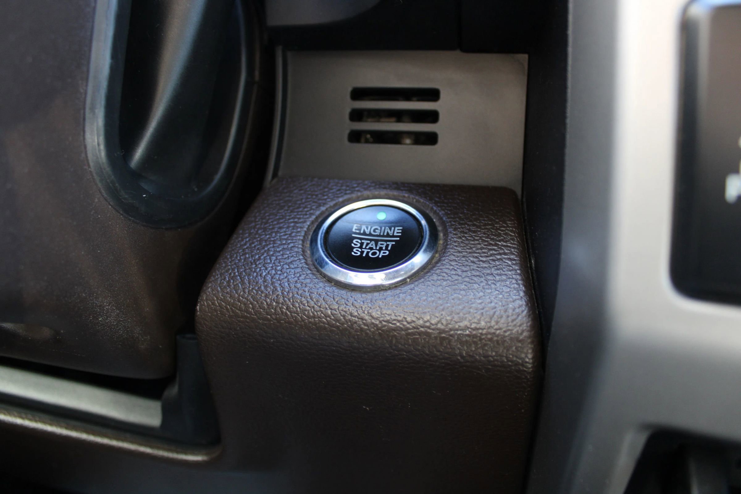 Used 2017 Ford F250 King Ranch w/ King Ranch Ultimate Package image 25