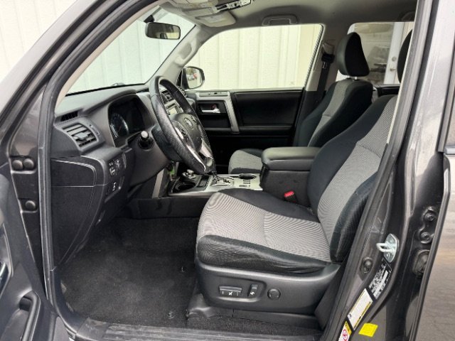 Used 2014 Toyota 4Runner 4WD image 11