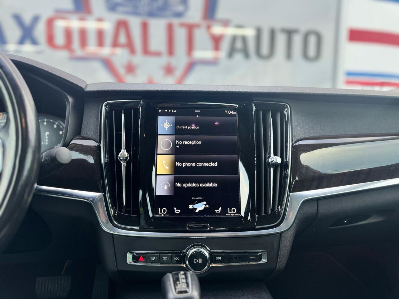 Used 2018 Volvo S90 T5 Momentum w/ Convenience Package AWD/4WD image 48