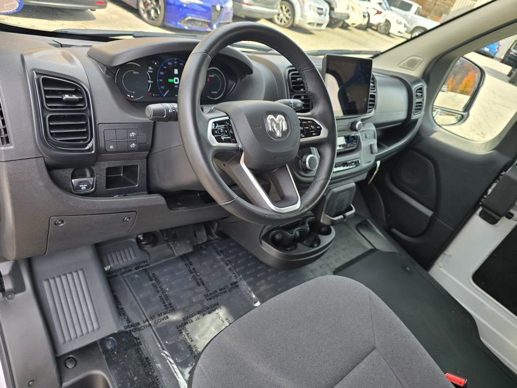 Used 2024 RAM ProMaster 3500 w/ Delivery Van Package image 40