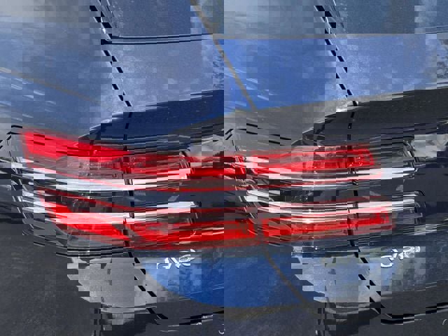 Used 2025 Genesis GV80 2.5T Standard image 14