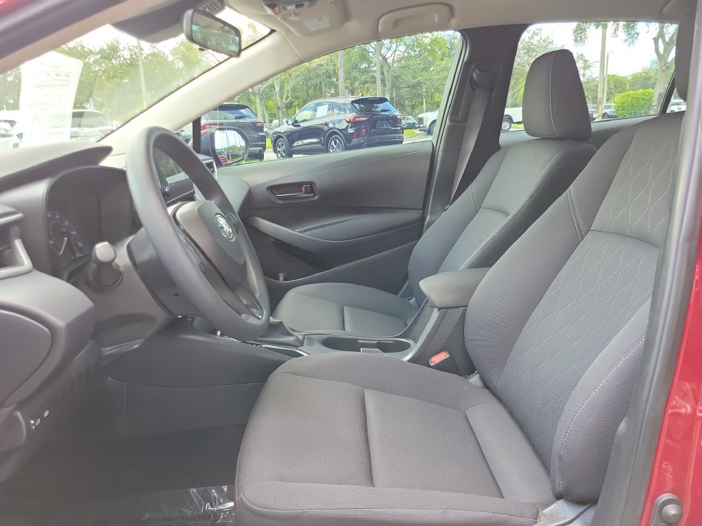 Used 2024 Toyota Corolla LE FWD image 13