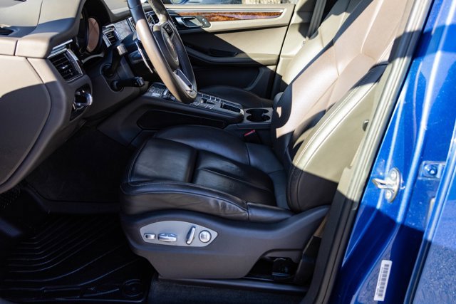 Used 2017 Porsche Macan S image 11