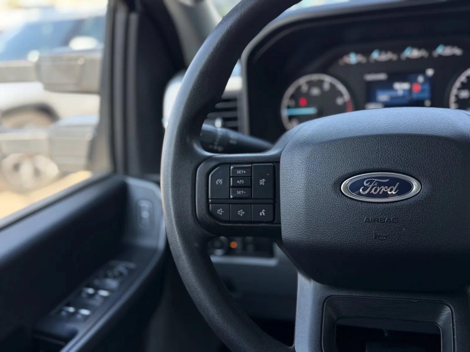 Used 2025 Ford F250 XLT AWD/4WD image 22