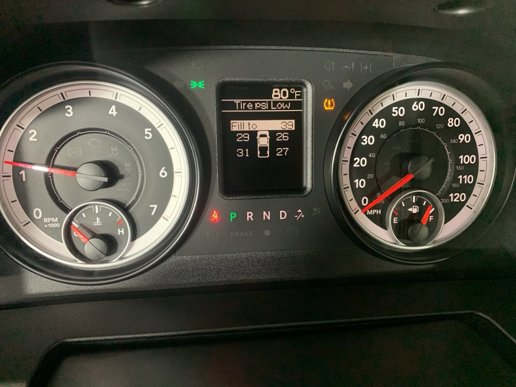 Used 2014 RAM 1500 Express image 27