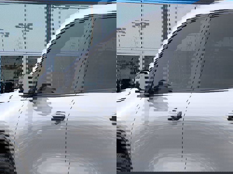 New 2026 Chevrolet Traverse RS image 12